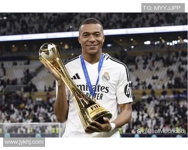 全球足球明星汇总揭晓你不知道的球员名字与成就