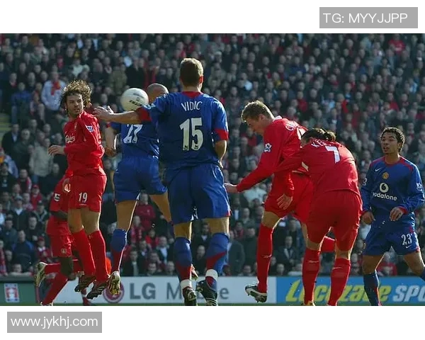 曼联历史上11号球员的传奇故事与辉煌成就盘点