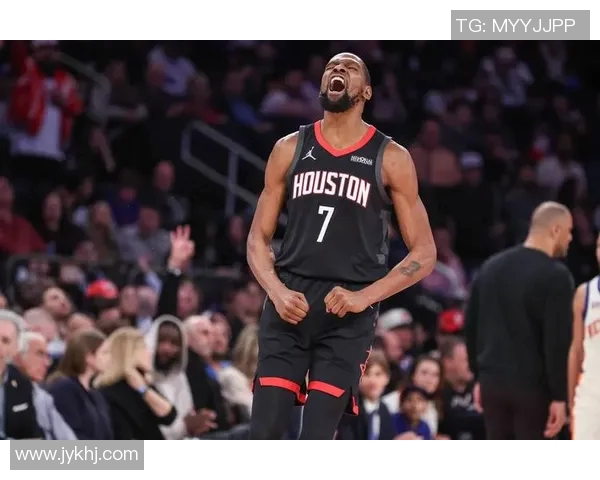 快船与火箭激战11月23日谁能在西部争夺战中占得先机